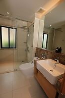 OCEAN BREEZE VILLA CAM RANH