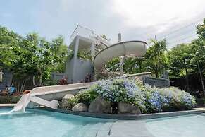 2 Bed Room High Floor Sea View Unit