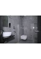Hotel Nirvvana Residency