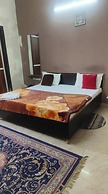 Uphar Homestay - Hotel & Restaurant