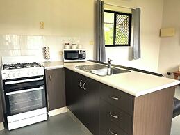 Tropical Hibiscus Caravan Park