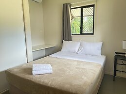 Tropical Hibiscus Caravan Park