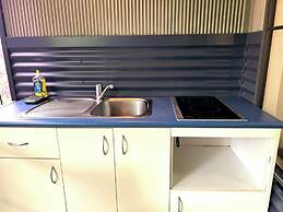 Tropical Hibiscus Caravan Park