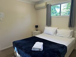 Tropical Hibiscus Caravan Park