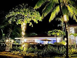 Backyard Beach House Oceanfront Luxury 5 Bdr