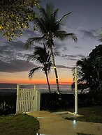 Backyard Beach House Oceanfront Luxury 5 Bdr