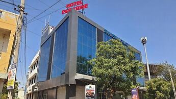 StayGuru Hotel Paradise Inn