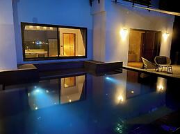 Tropical Viewpoint With Private Pool - Lux Living