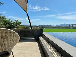 Tropical Viewpoint With Private Pool - Lux Living