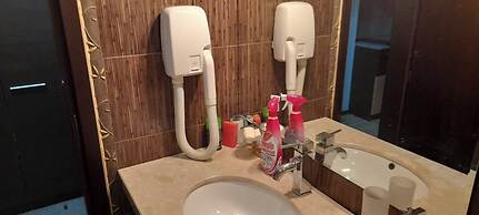 Relax in Banya's Hidden Gem - Igzila Appartment