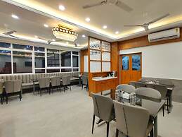 Grand Shivneri Resort