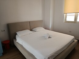 Nolo Rooms and Suites