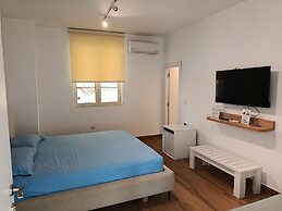 Nolo Rooms and Suites