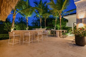 Luxury Golffront Villa With Pool in Puntacana