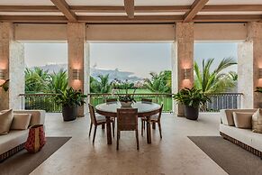 Luxury Golffront Villa With Pool in Puntacana