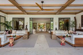 Luxury Golffront Villa With Pool in Puntacana