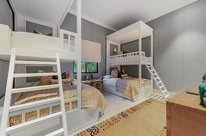 Luxury Golffront Villa With Pool in Puntacana