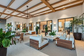 Luxury Golffront Villa With Pool in Puntacana