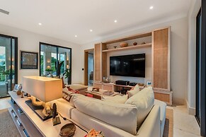 Luxury Golffront Villa With Pool in Puntacana