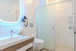 La Casa Marina Suites & Rooms