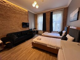 Pera Nova House