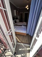 Pera Nova House