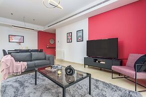Viva 3-BR Apt in Waterfront Dbayeh