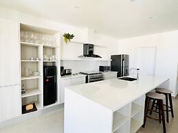 Playa Palmera Ocean View Apartments