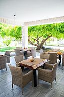 Playa Palmera Ocean View Apartments