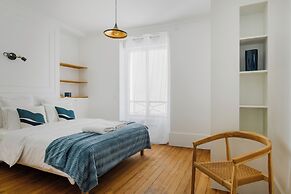 Paris Center Colisée residence