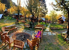 Camp Oak View