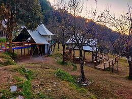 Camp Oak View