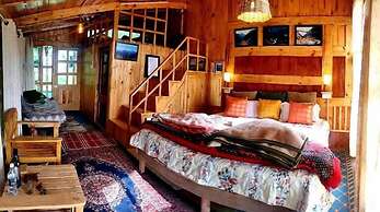 Camp Oak View