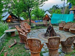 Camp Oak View