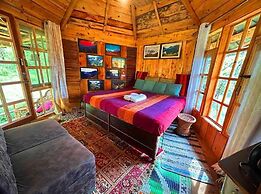 Camp Oak View