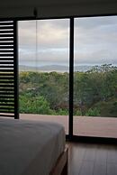 SurfAsana Lodge