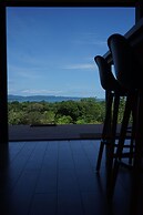 SurfAsana Lodge