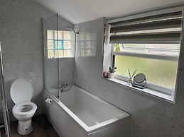 Llangollen - House - Sleeps 8- Garden