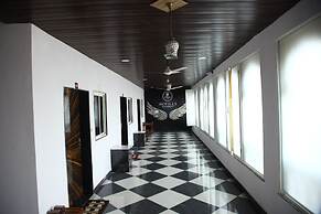Hotel L S Restaurant & Spa