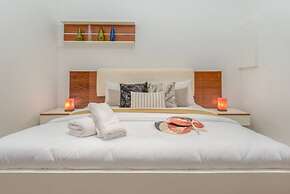 Sirene 1-BR Apt Pool & Gym in Gemmayze