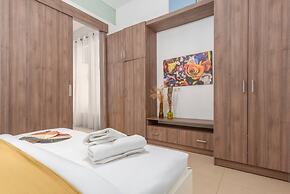 Sirene 1-BR Apt Pool & Gym in Gemmayze