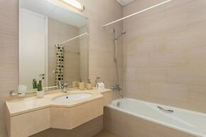Sirene 1-BR Apt Pool & Gym in Gemmayze