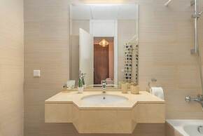 Sirene 1-BR Apt Pool & Gym in Gemmayze
