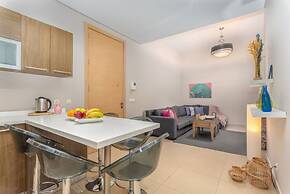 Sirene 1-BR Apt Pool & Gym in Gemmayze