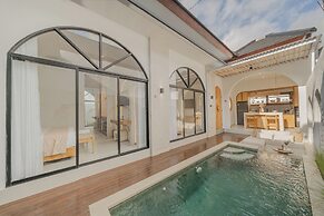 Villa D'amelia Jimbaran