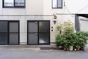 House Hotel nakano TNA