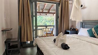 Dokchampa River View Villa