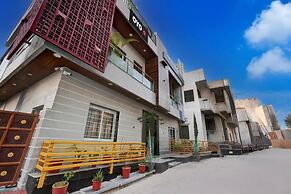 Hotel Lake N Hill View