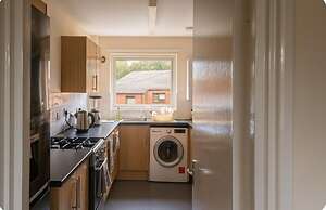 Rochdale Retreat - Cozy Apartment Stay