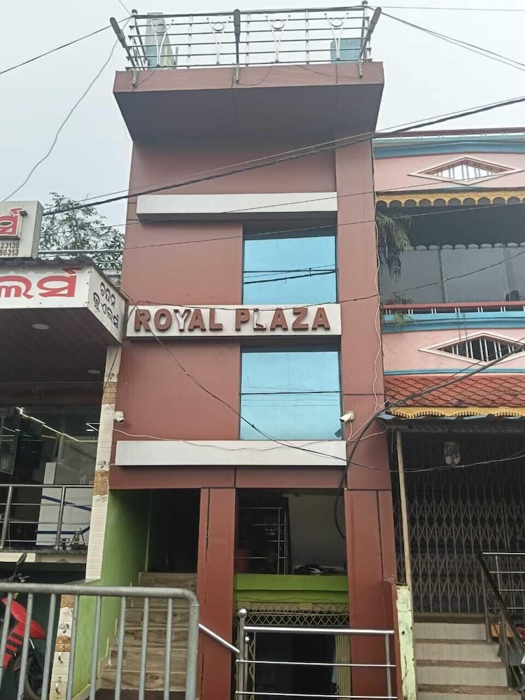 Royal Plaza Homestay